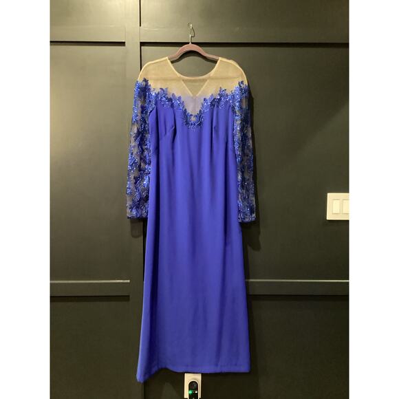 Tadashi Shoji DELTA OFF-THE-SHOULDER SEQUIN CREPE GOWN Saphire blue LG19341LX - Picture 2 of 16